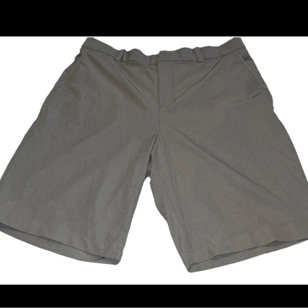 Nike Golf Shorts Mens 38 Gray  Dri-FIT Standard Fit Performance Golf Chino